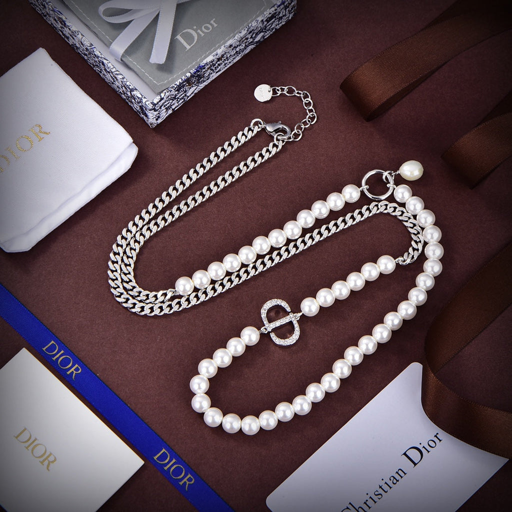 18K Dior 30 Montaigne Long Necklace