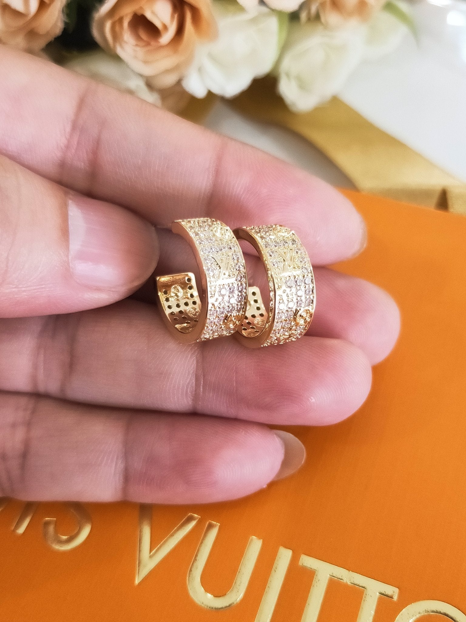 18K Louis Vuitton Circle Earrings