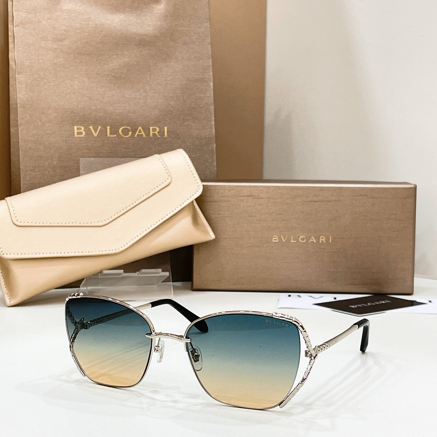 BVLGARI Sunglasses-BV40081U